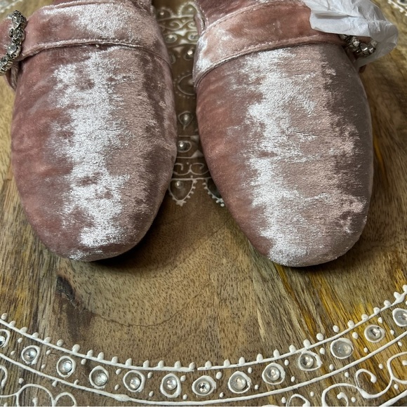 NWT Nature Breeze Slip on Women's Faux Velvet Mules - Picture 6 of 11